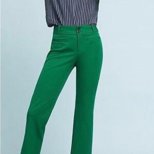 Anthropologie Green essential crop flare pants - size 8.